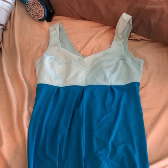 Pululemos workout tank - Picture 2 of 6